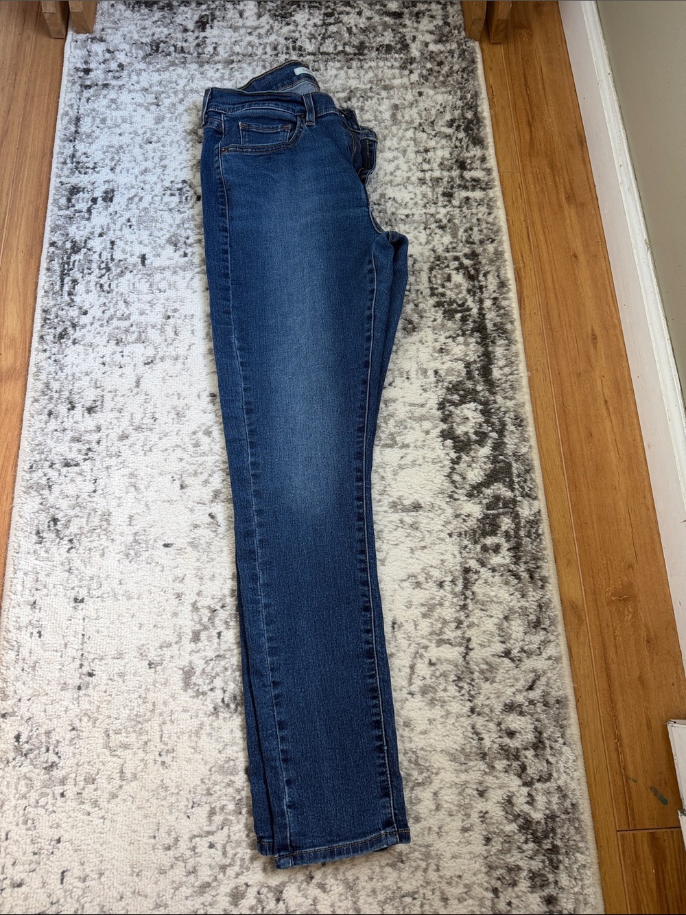 Levi's Mid Wash Blue Skinny Jeans